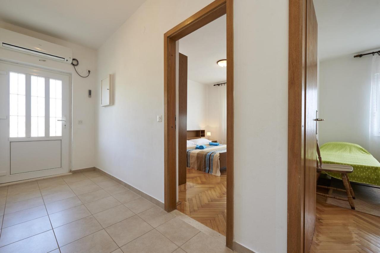 Apartments By The Sea Slatine, Ciovo - 15504 Extérieur photo
