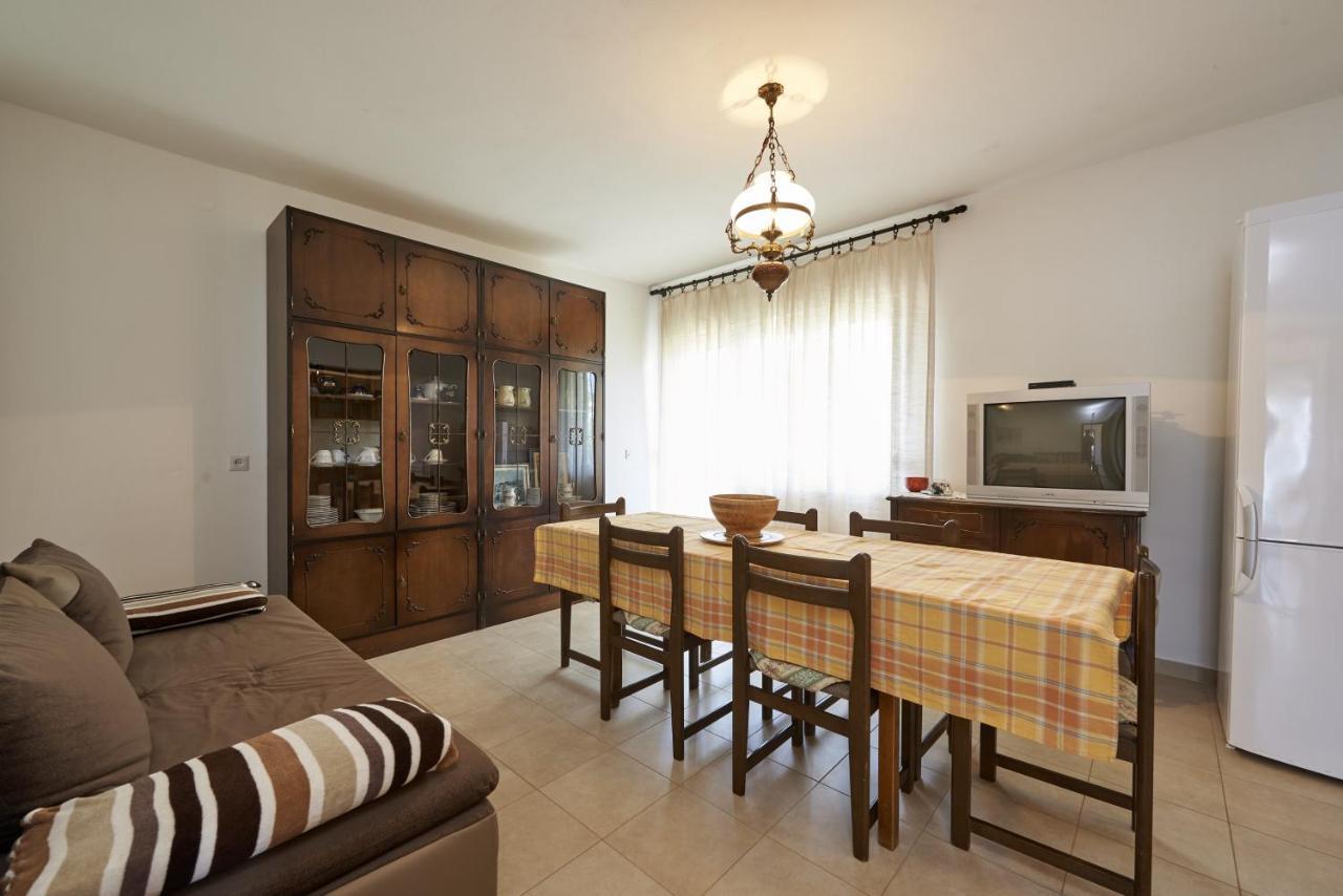 Apartments By The Sea Slatine, Ciovo - 15504 Extérieur photo