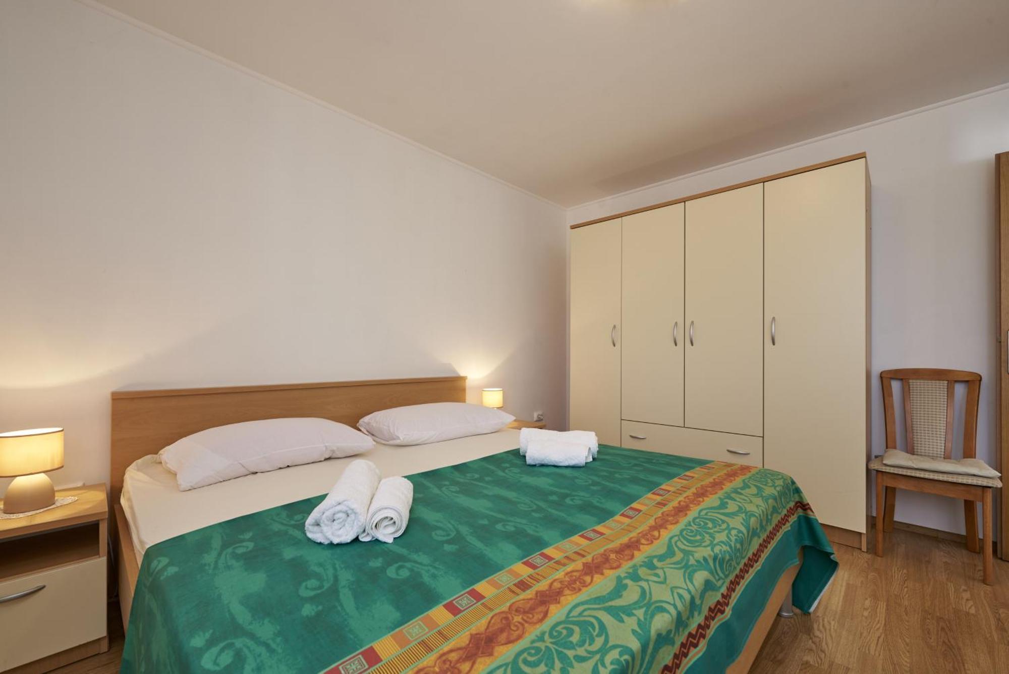 Apartments By The Sea Slatine, Ciovo - 15504 Chambre photo