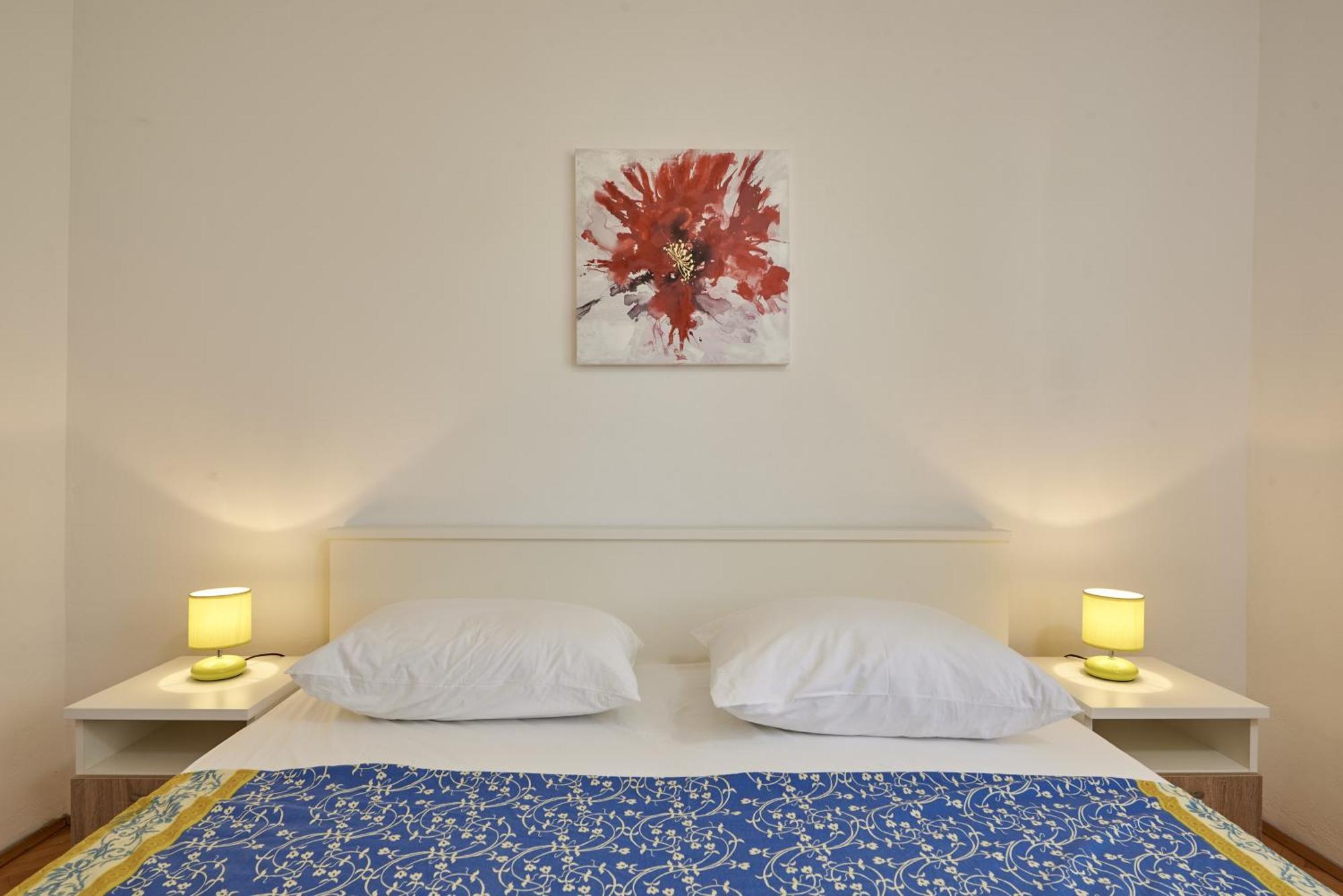 Apartments By The Sea Slatine, Ciovo - 15504 Chambre photo