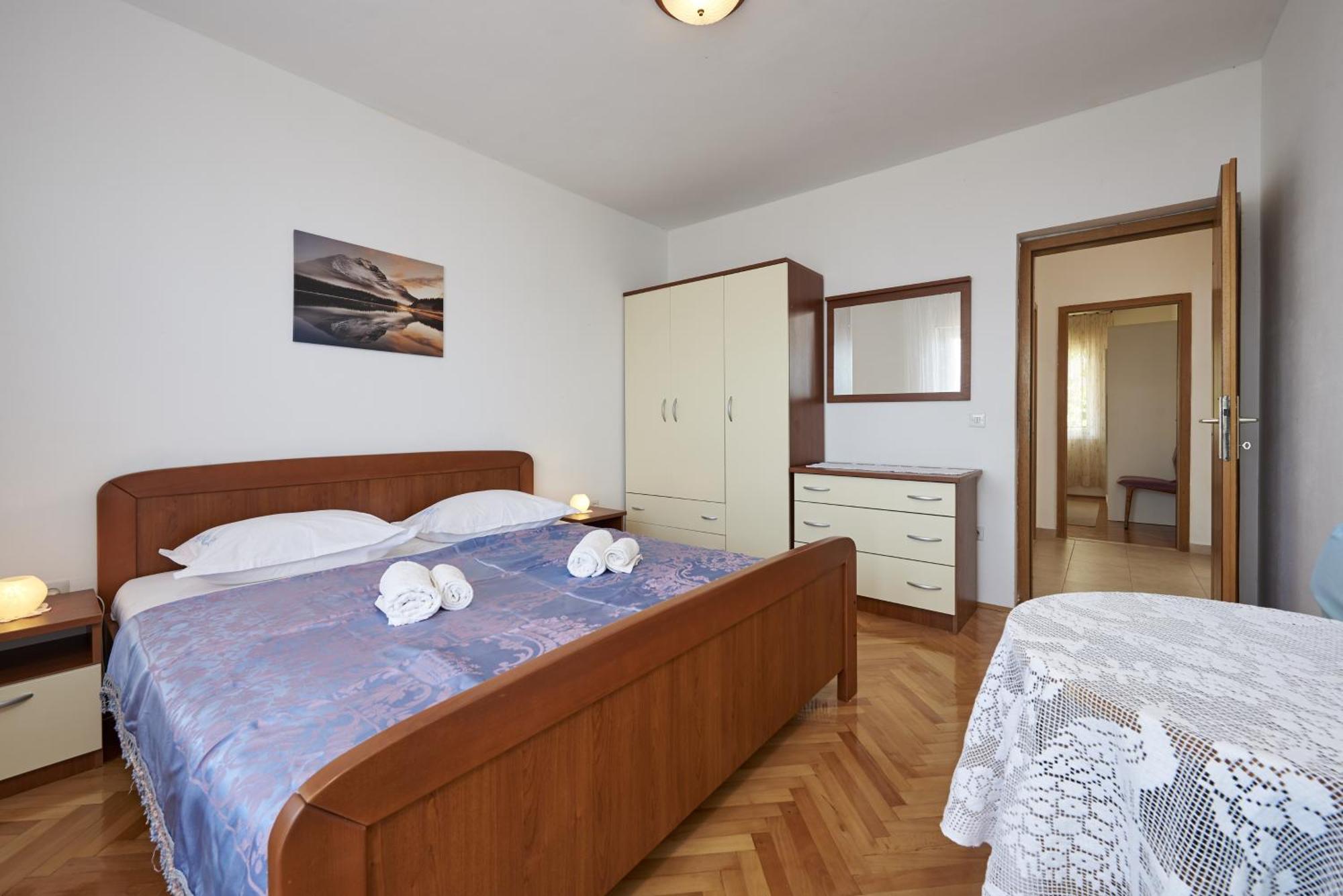 Apartments By The Sea Slatine, Ciovo - 15504 Chambre photo